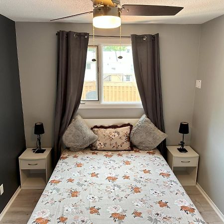 Castlerooms Homestay 渥太華 外观 照片
